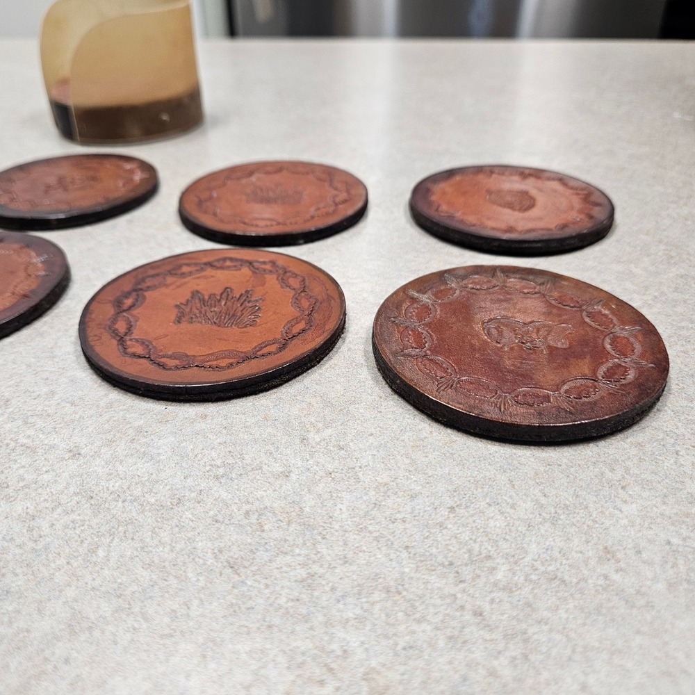Handmade Leather Coaster‎ Set 9pc Brown Wildlife Embossed Rustic Cabin Lodge - Picture 5 of 8